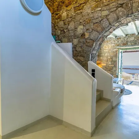 Mykonos Mint 卡拉法蒂斯